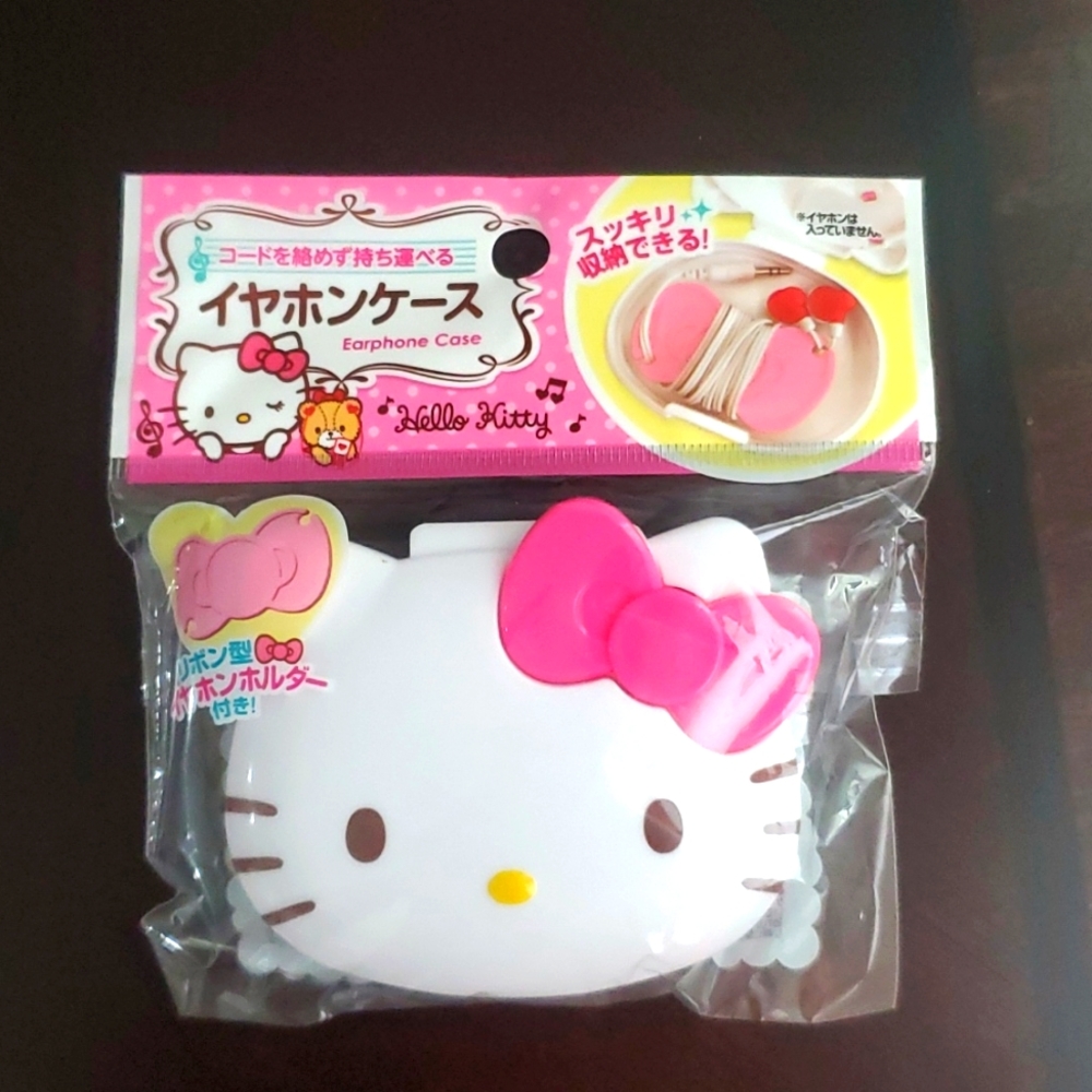 Sanrio Hello kitty earphones container